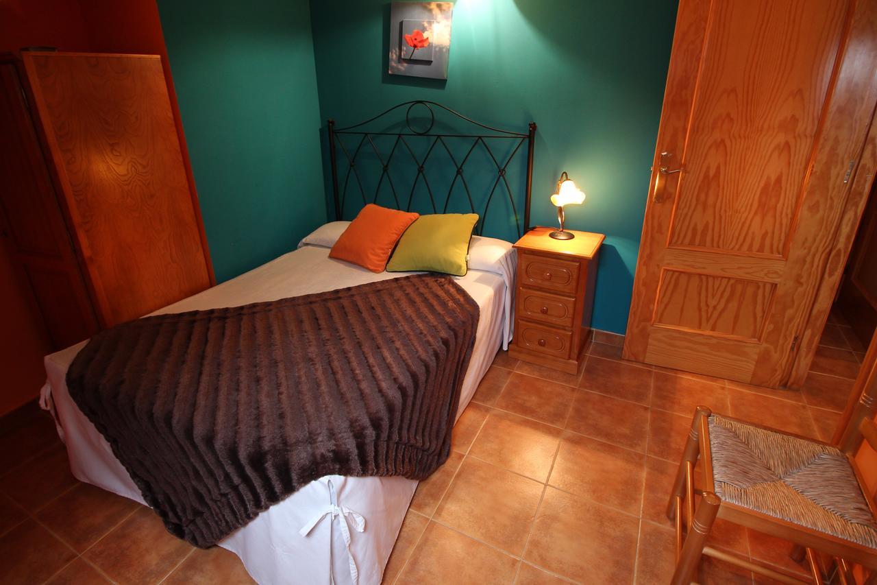 Sierra De Monfrague Apartment Torrejon el Rubio Luaran gambar